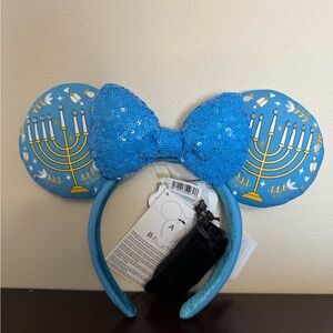 Disney Parks Hanukkah Menorah  Light Up Minnie Ears Headband